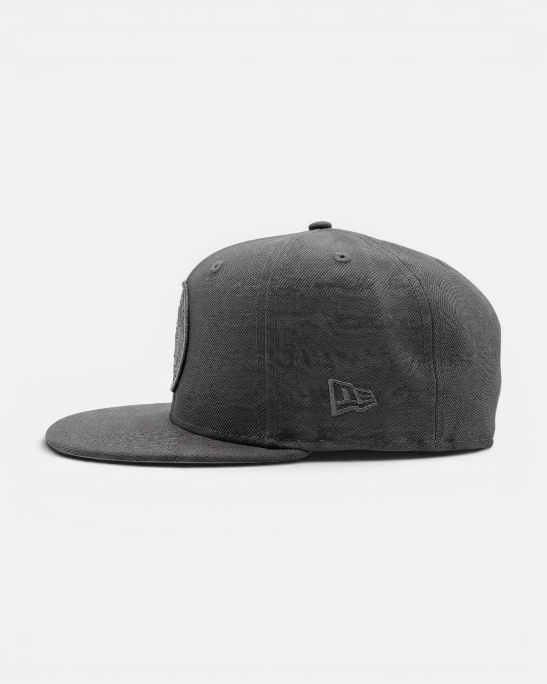 LA Clippers 950 Tonal Snapback Hat - Headwear - Black - 60-000239